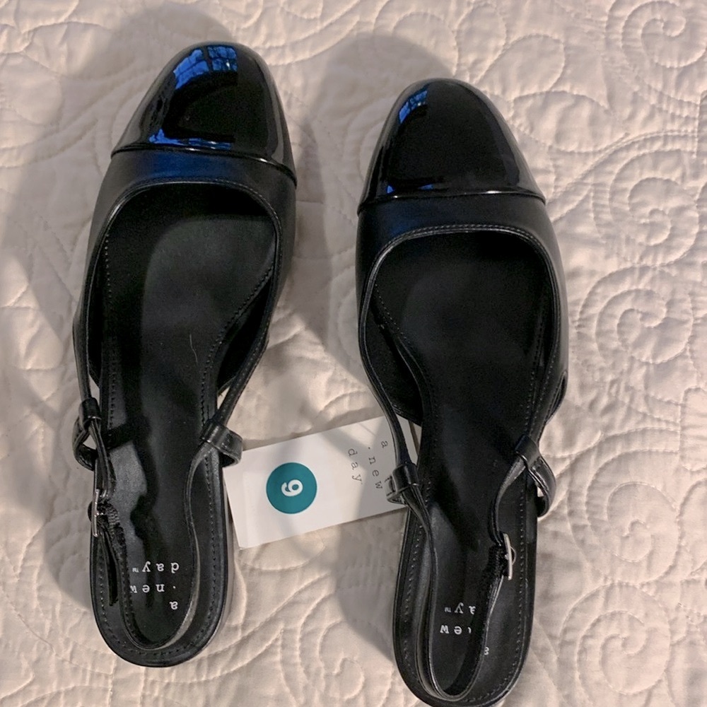 Slingback flats NWT - Picture 2 of 13
